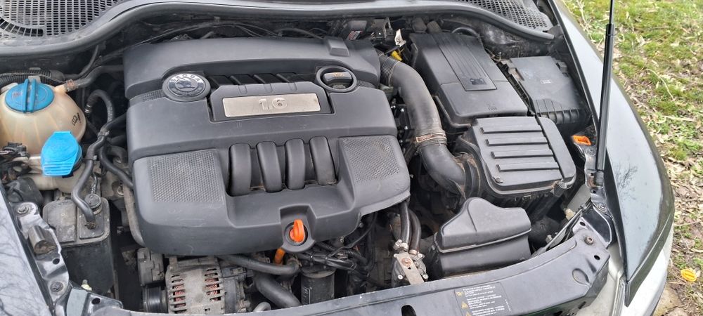 Шкода октавия а5, 1.6 mpi,официал