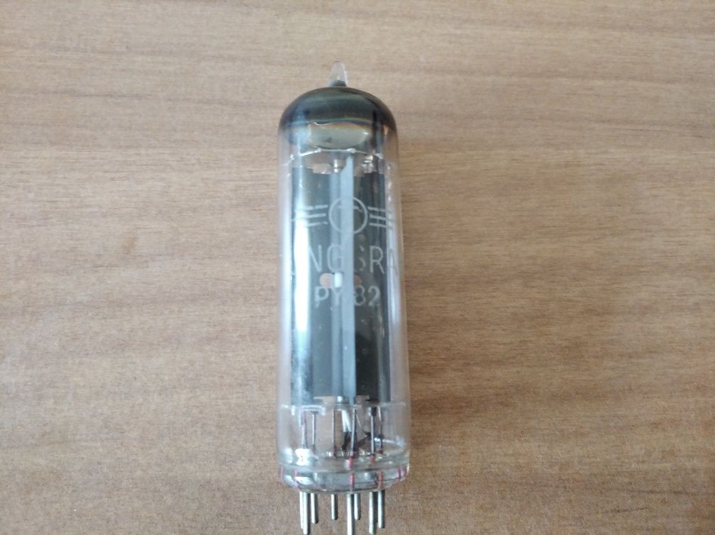 24 lampy elektronowe
