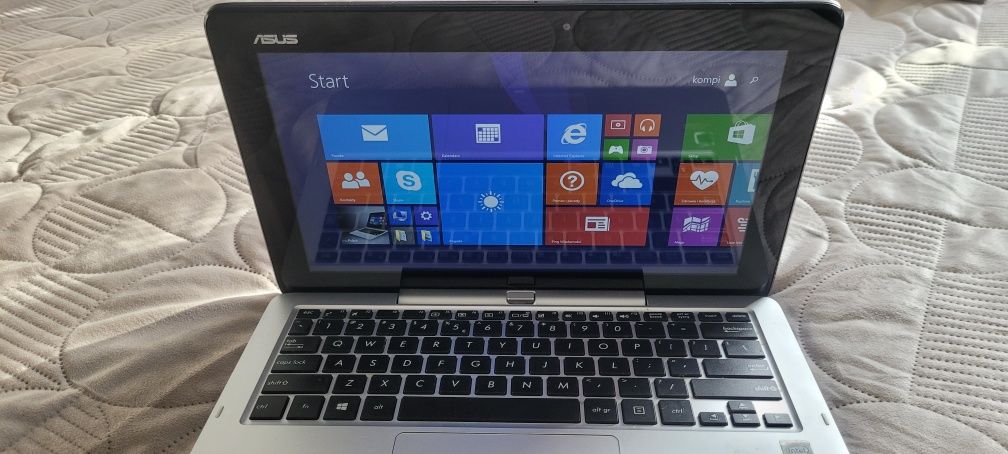 Laptop Asus Transformer Book (2 w 1)