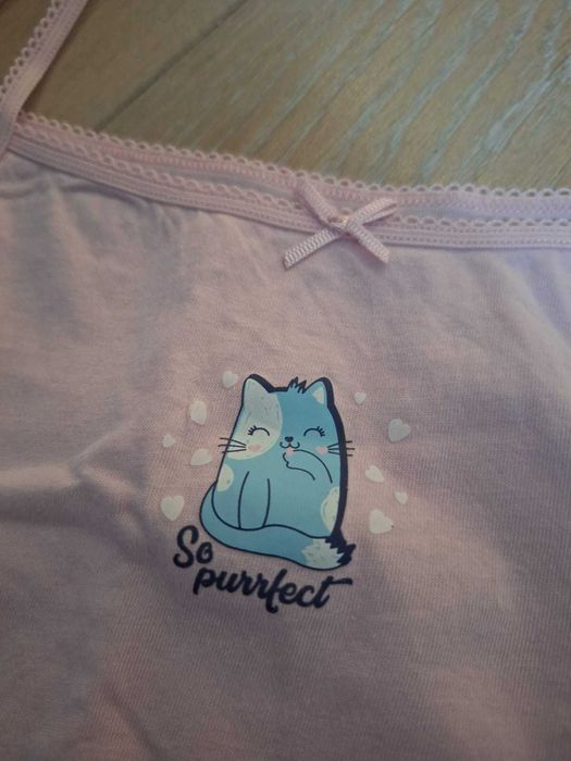 podkoszulek różowy z kotkiem 9-10 lat