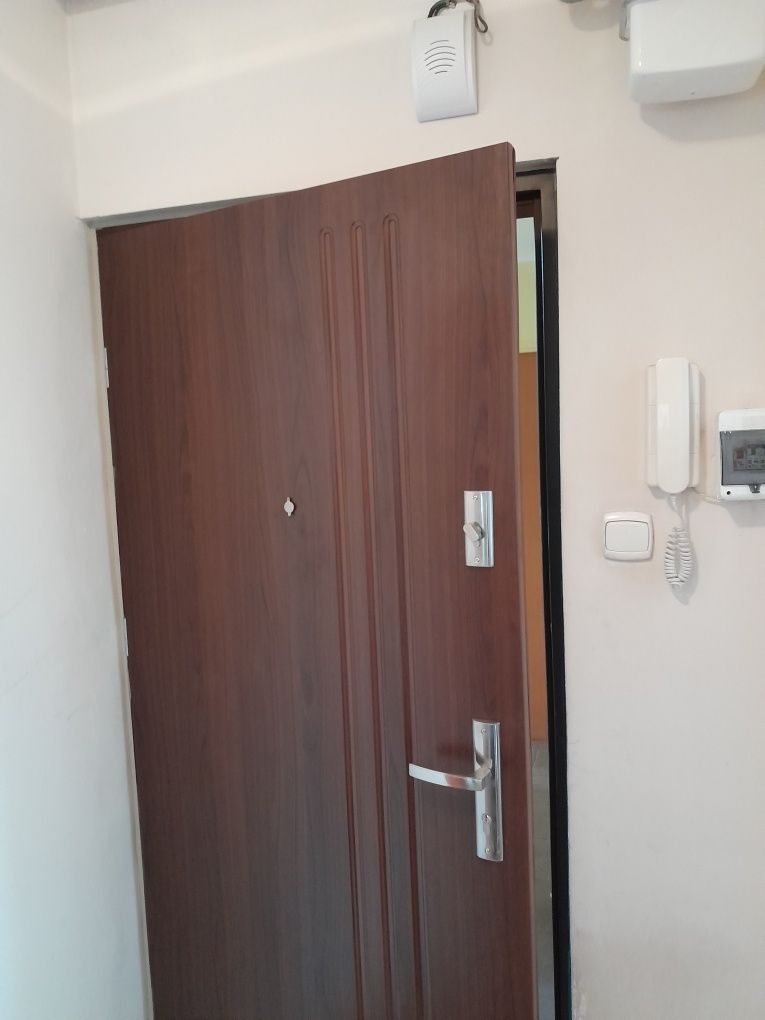 Drzwi antywłamaniowe drewniane metalowe akustyczne z montażem od Ręki