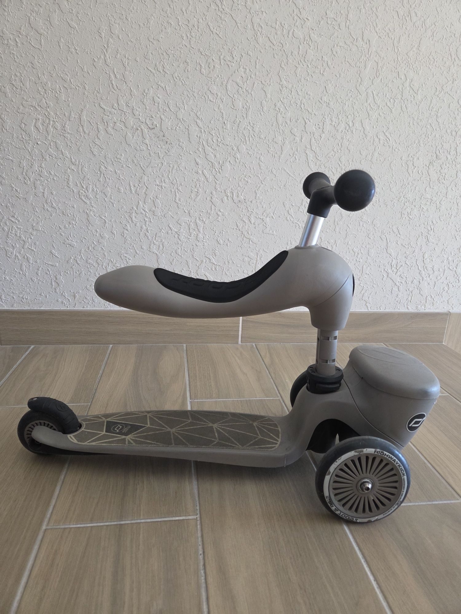 Cамокат беговел Scoot and Ride 2 в 1