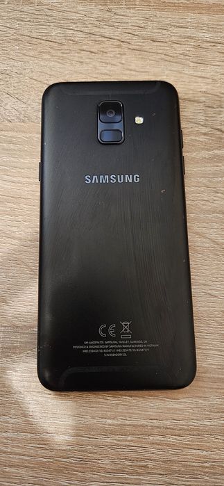 Samsung Galaxy A6 stan bardzo dobry.