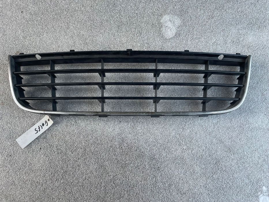 Решітка Volkswagen Golf 5 універсал