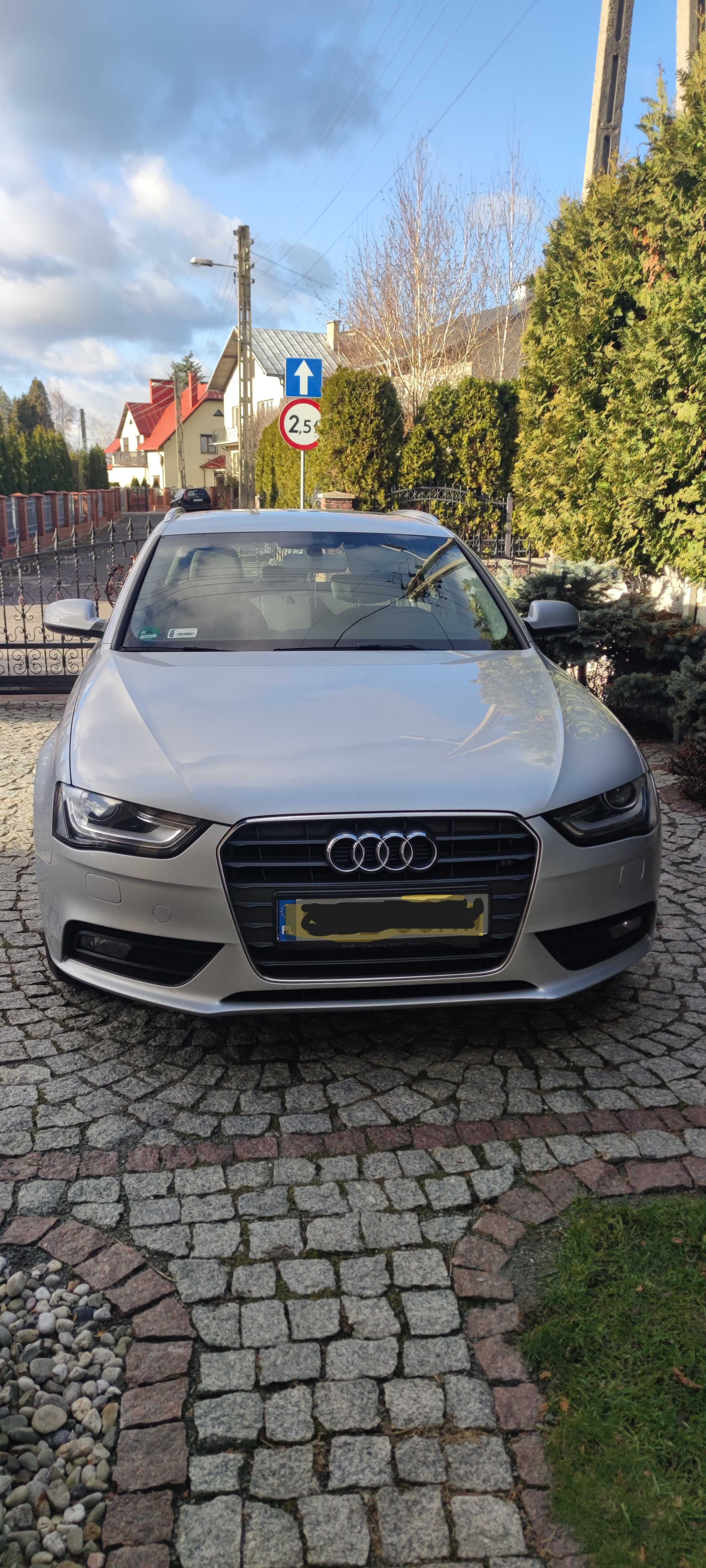 Audi A4 B8 2.0 TDI Avant 143 KM 2012r.