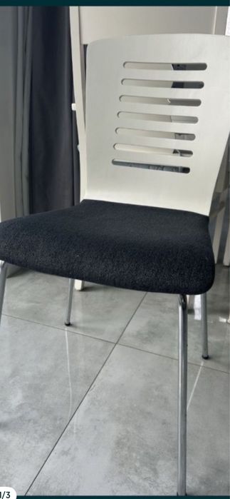 Krzeslo Nowe materialowe