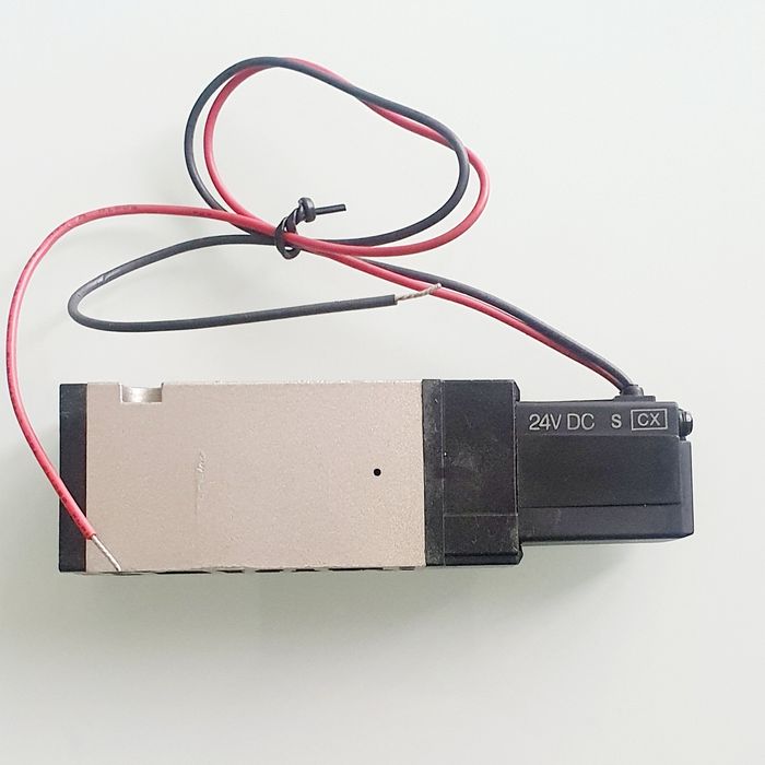 Пневмо розподілювач SMC VZ4150 24VDC