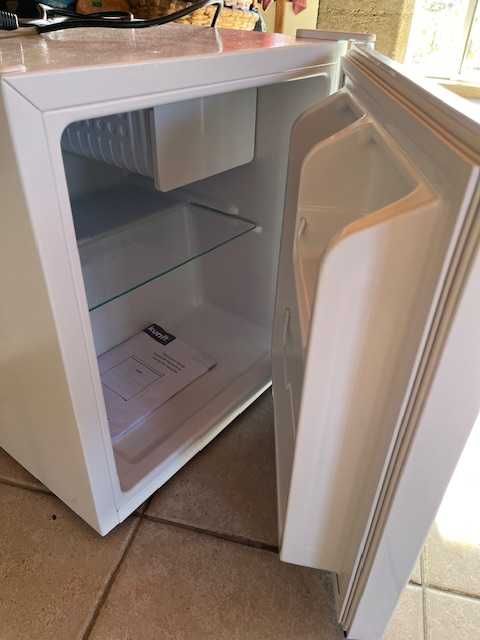 Frigorífico Mini Bar KUNFT KMB9119 WH
