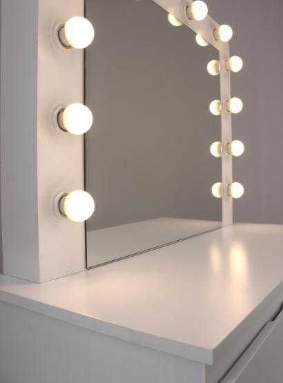 Toaletka kosmetyczna do wizażu biała lustro z oświetleniem biała