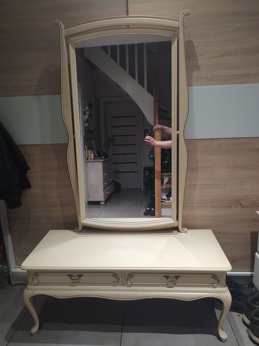 ,Witryna ,Toaletka ,Ludwik