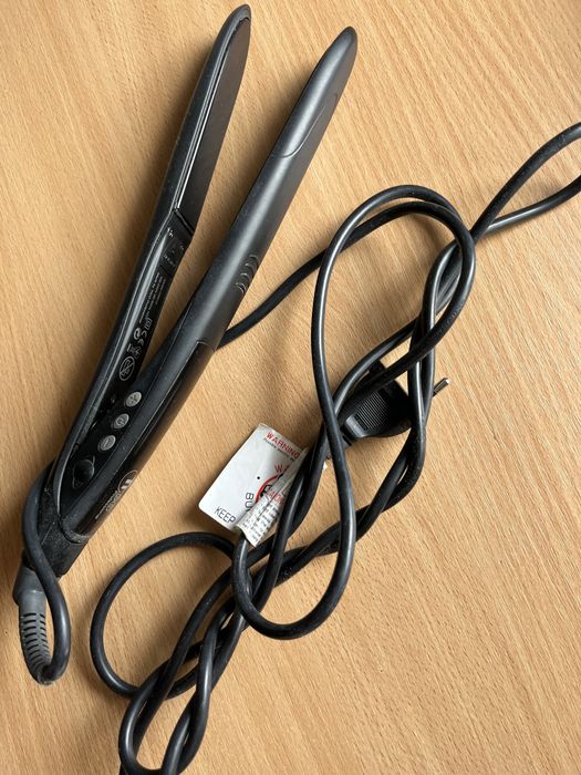 Випрямлювач для волосся