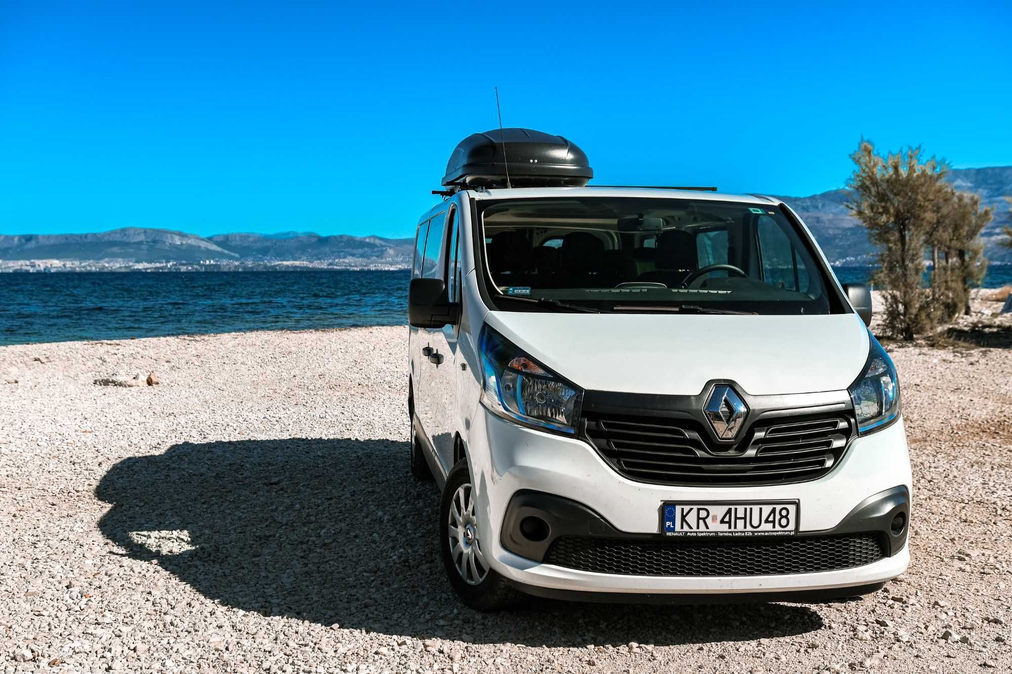 Renault Trafic bus 9 - osobowy wynajem wypożyczenie Kraków