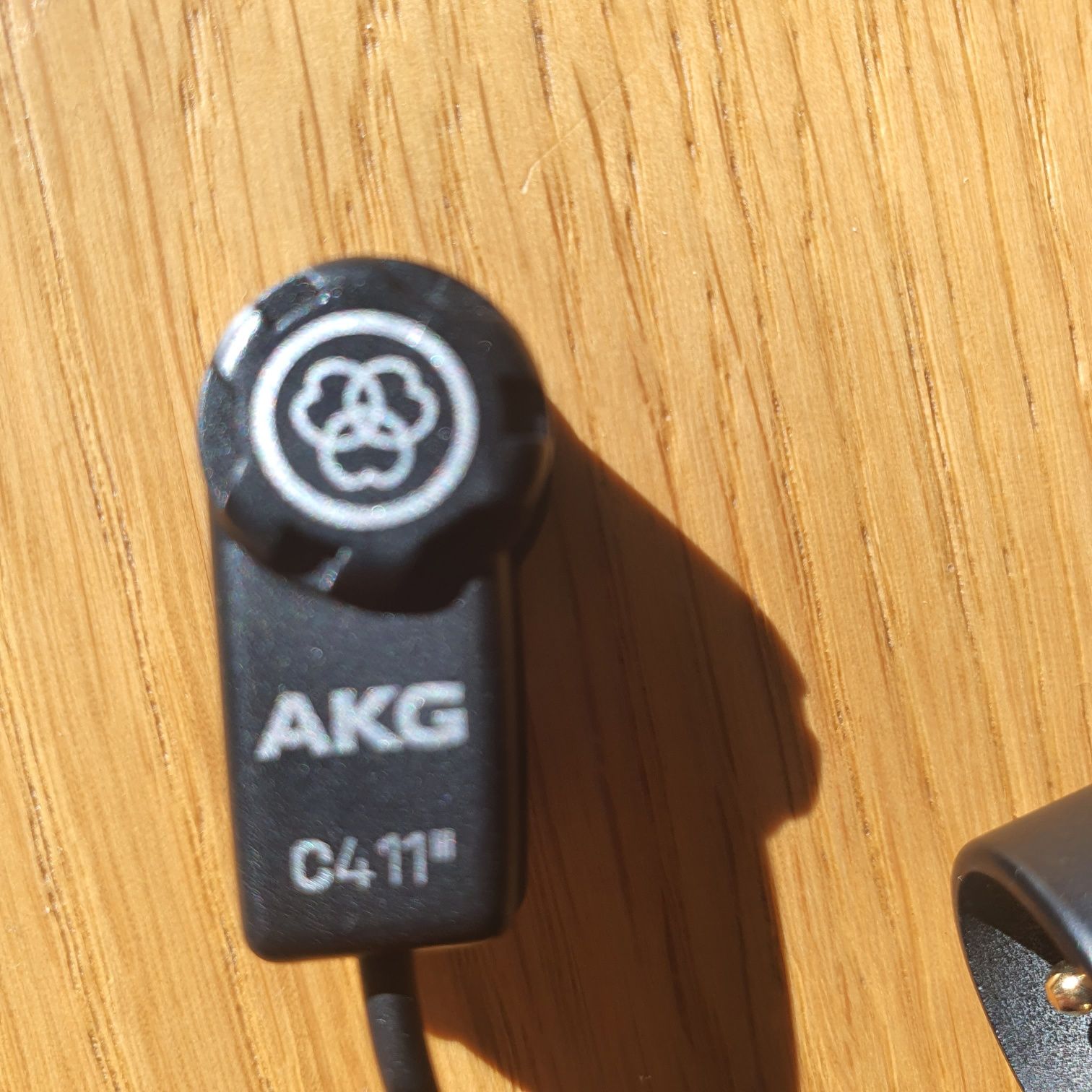 AKG C411PP mikrofon do instrumentów strunowych