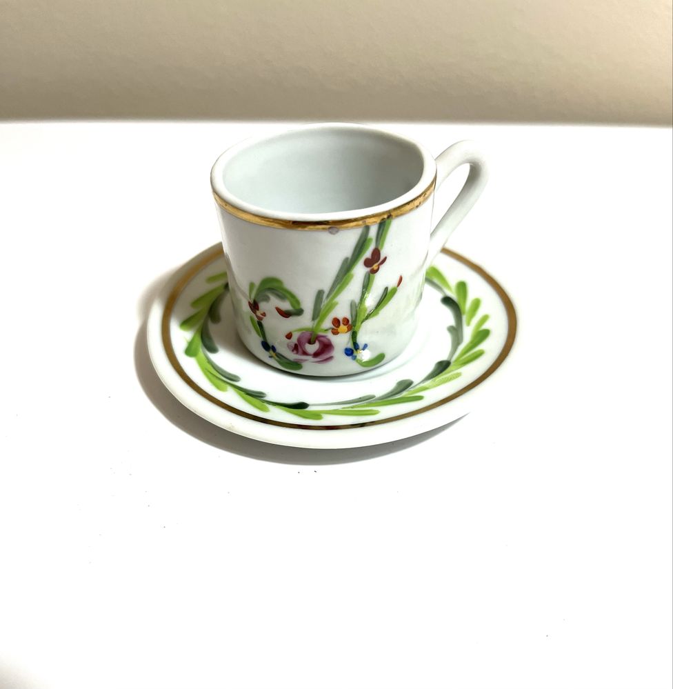 Conjunto de mini chavenas decorativas