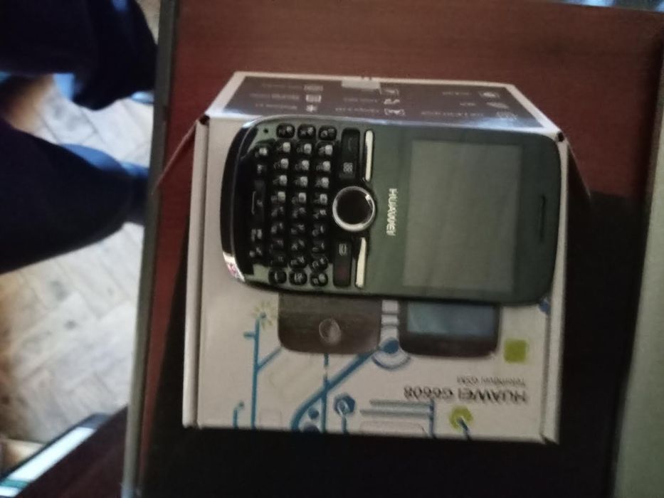 Telemóvel  GSM novo da HUAWEIG6608 com  Auricular bluetooth