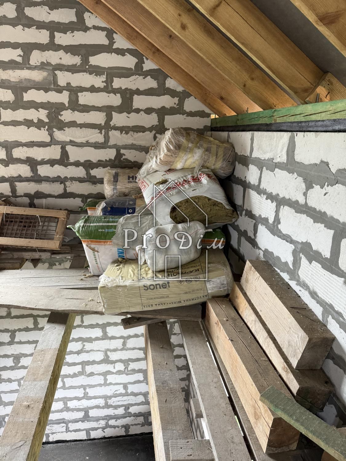 Продажу будинку, Глеваха, Вул. Фастівська 120 кв.м.Недобудова