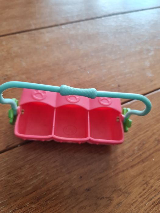 Littlest Pet Shop nosidelko