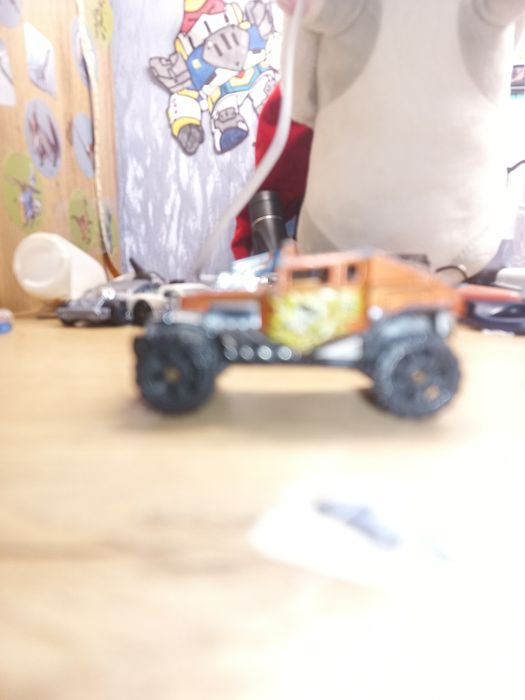 Машинка hot wheels