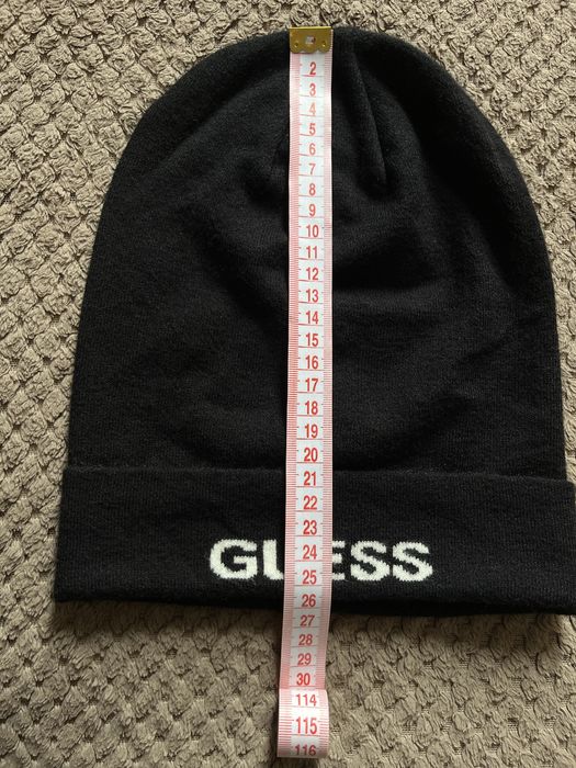 Шапка Guess Оригінал розмір L.
