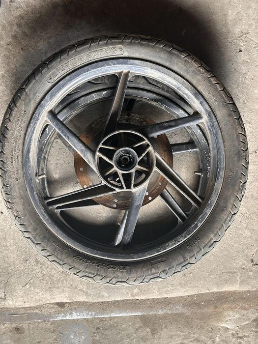 Колеса гума на мотоцикл мопед скутер R17  R10