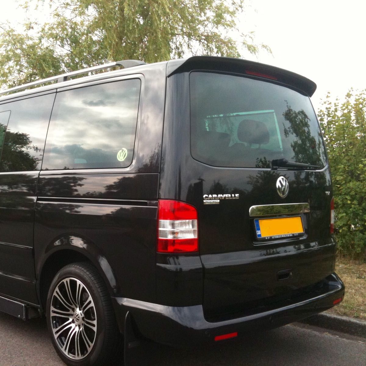 Спойлер Volkswagen T6 Caravel накладка на ляду багажник бленда антикры