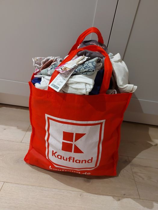 Ubranka dziewczęce czapki bluzki leginsy jeansy buty r.92-116