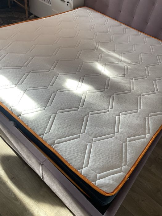 ПРОДАМ матрац 200*180