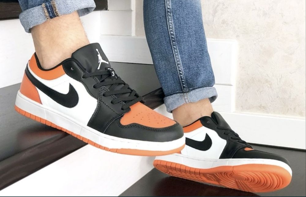 Чоловічі кросівки Air Jordan 1 Low  Shattered - Backboard