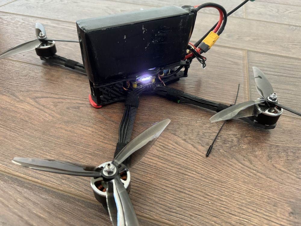 Fpv 8 дрон 8” дюймов 5.8g 2.5w 915MHz 6000mAh