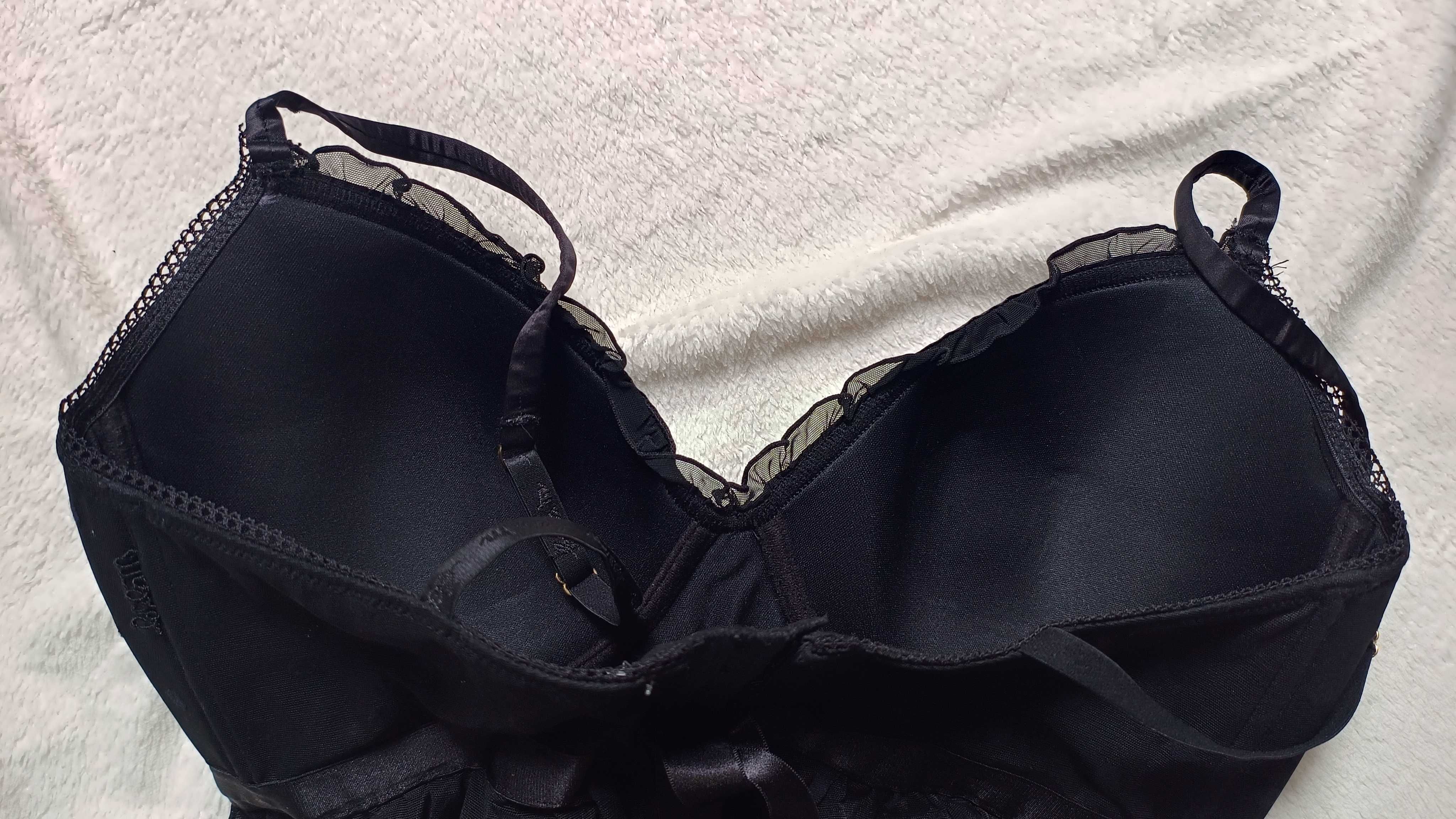 Sexi koszulka nocna z gorsetem delikatny top usztywniane miseczki 80C