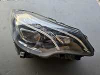 Mercedes W207 Ótica / farol esquedo e direito