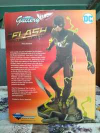 Estátua Flash DC