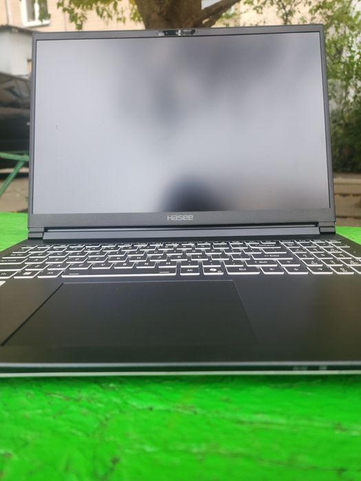 Hasee t8 ultra rtx 4060 240hz Игровой ноутбук