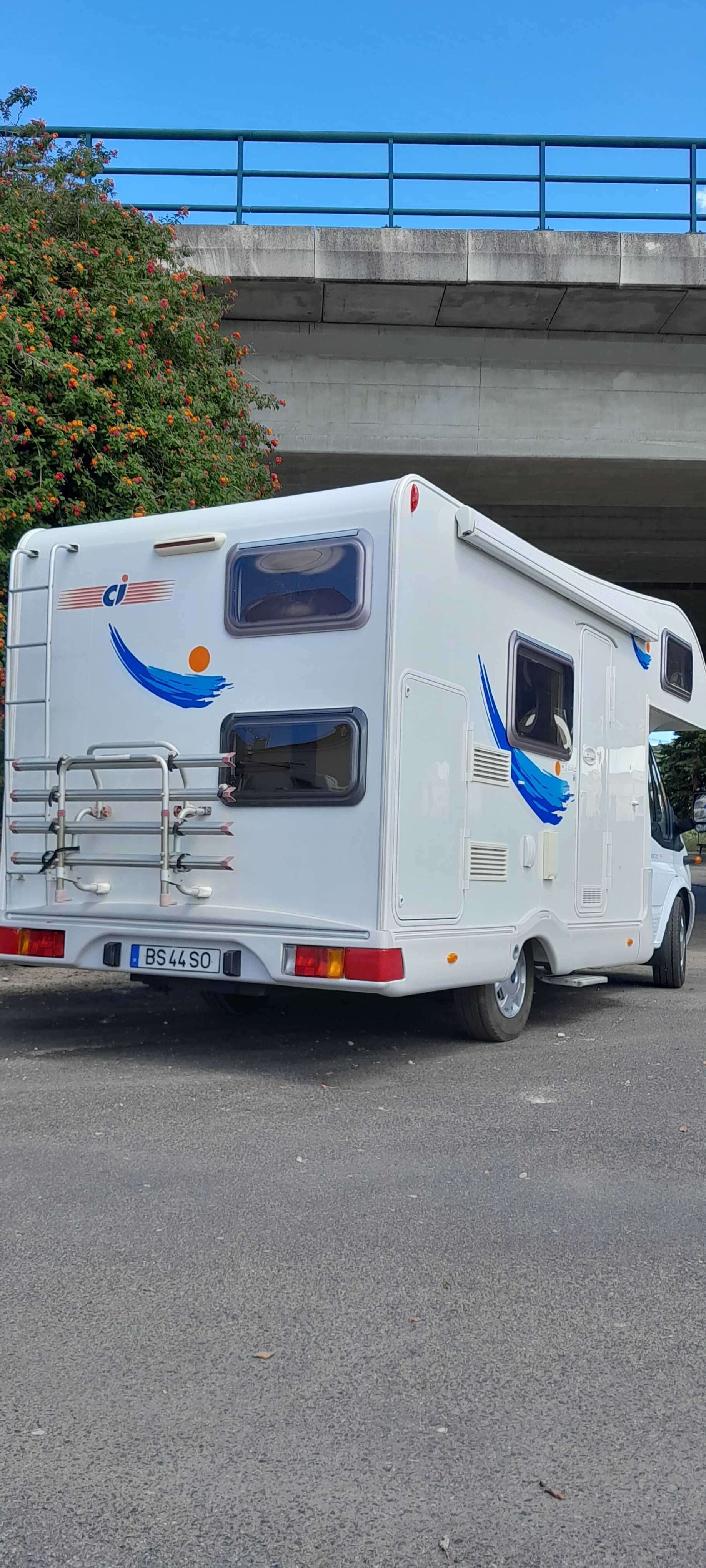 Autocaravana Ford Transit 2.2 Tdci