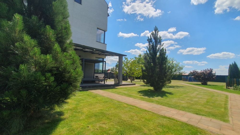 Будинок 271м.кв. з ремонтом, 24 сотки. Всі держ.програми!