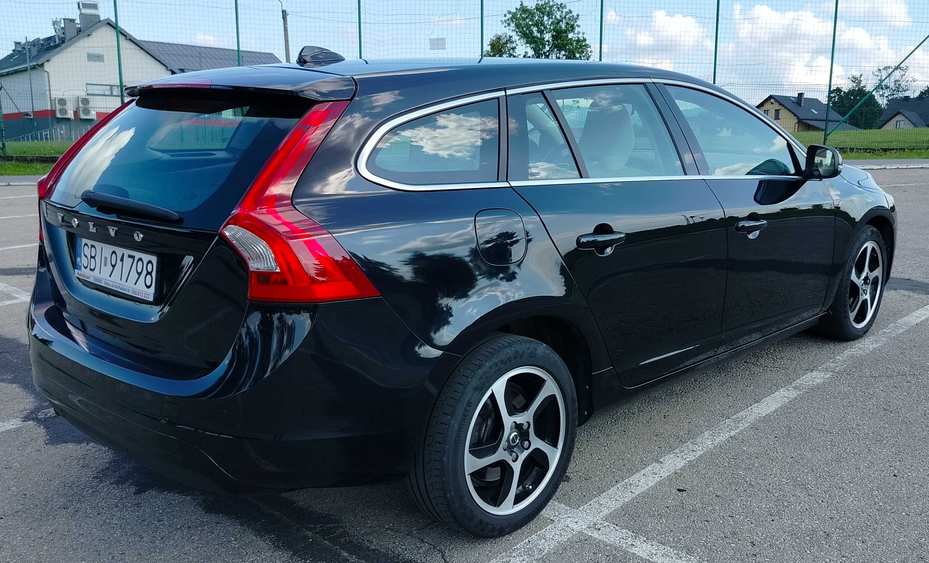 Volvo V60 1.6d 2015r