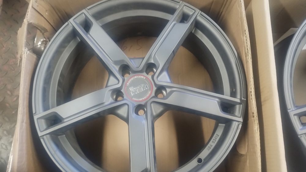 5x108 18 cali felgi aluminiowe MAM, powystawowe demo