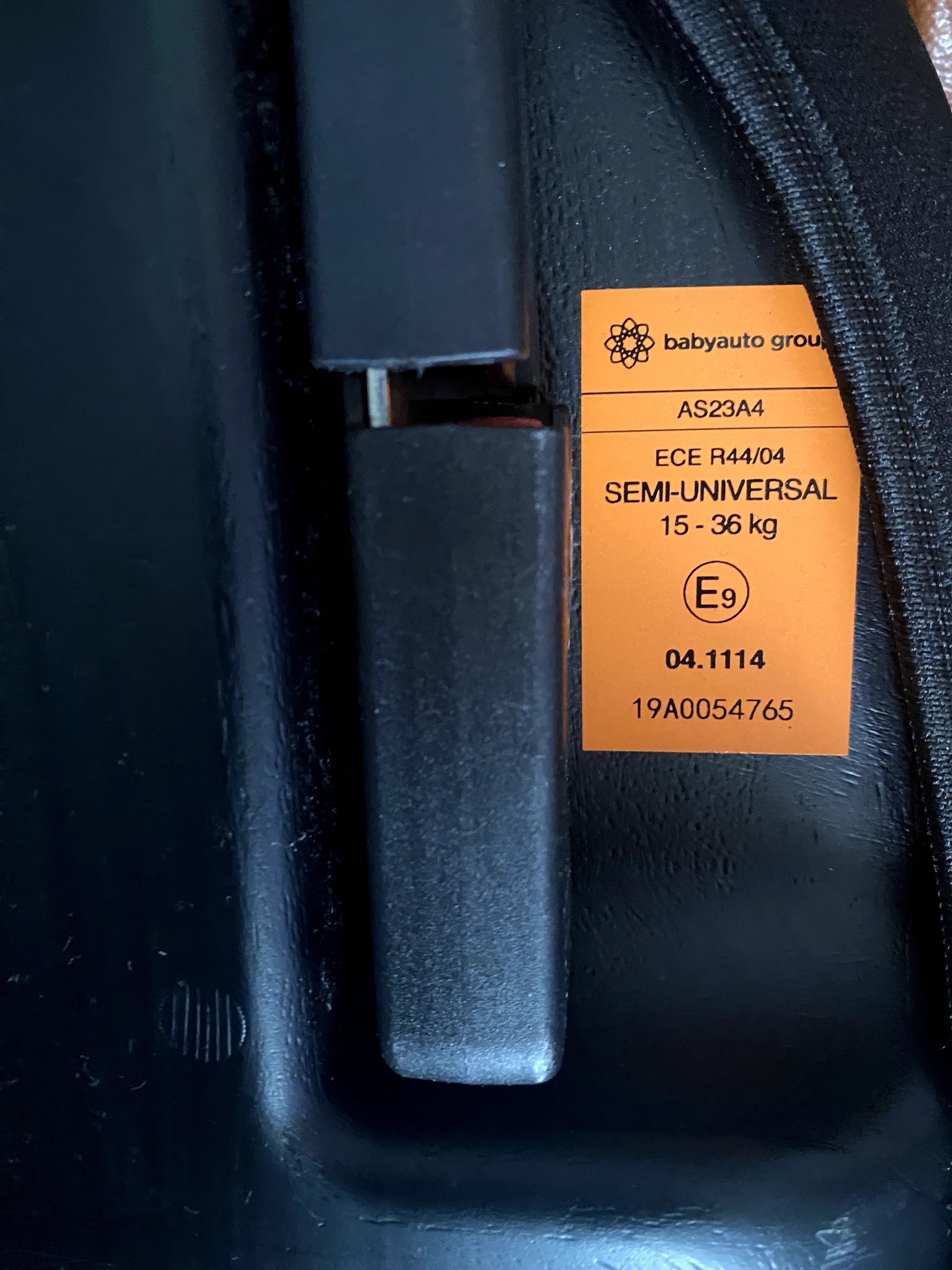 Cadeira Auto - Acento Elevatório Auto com Esofix 15-36kg