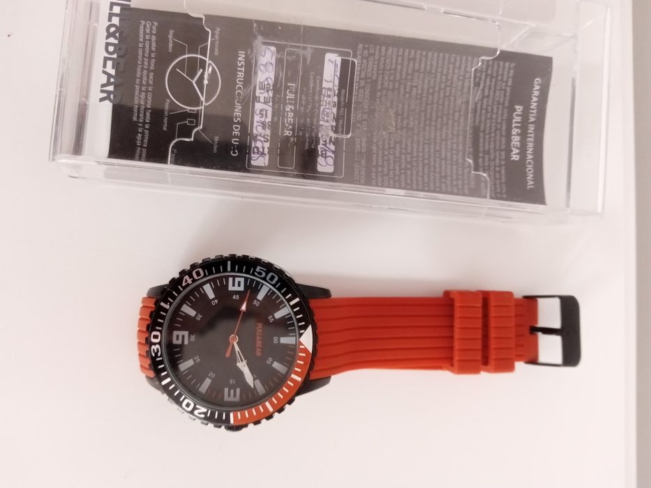 Relógio Pull & Bear-Novo