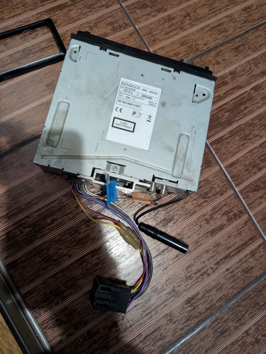 Автомагнитола Kenwood kdc 4047ua