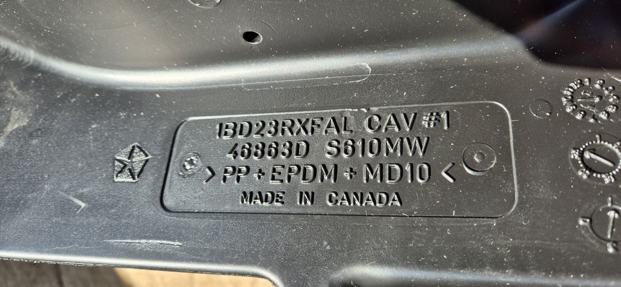 Zderzak tył tylny jeep wrangler JK 07- nowy oryginał
