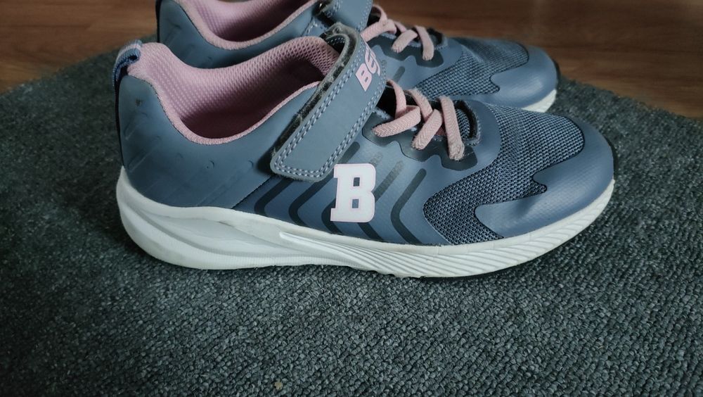 Adidasy Bejo dziewczęce 35