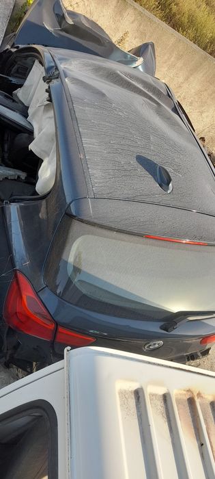Bmw 118d 2017 salvado