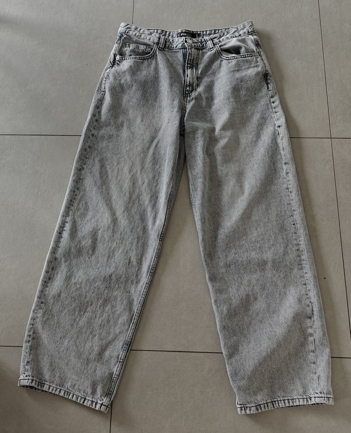 Jeansy typu baggy New Yorker