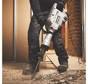 Młot wyburzeniowy Titan udarowy 50J 1700W TTB811DRH 16,4 kg