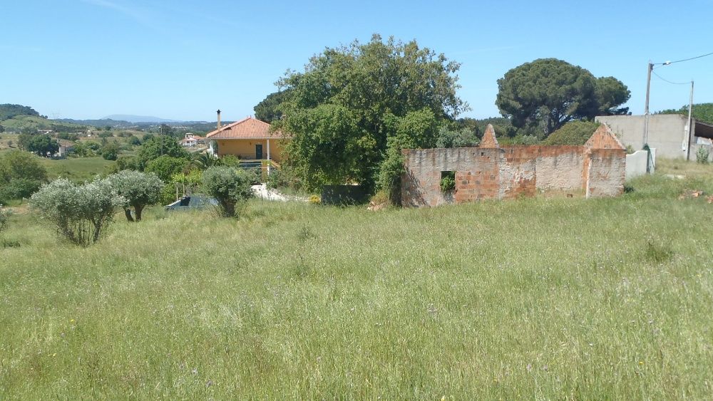 Troca por Autocaravana ou vendo Quintinha Santarém  4500 m c/ casa