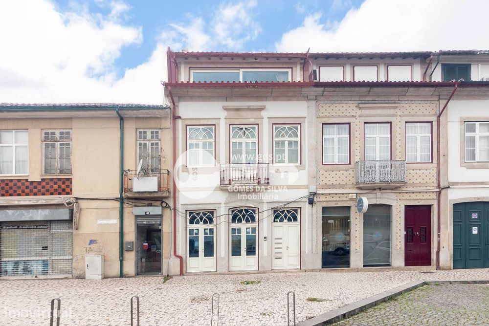 Apartamento T1 - 3º piso