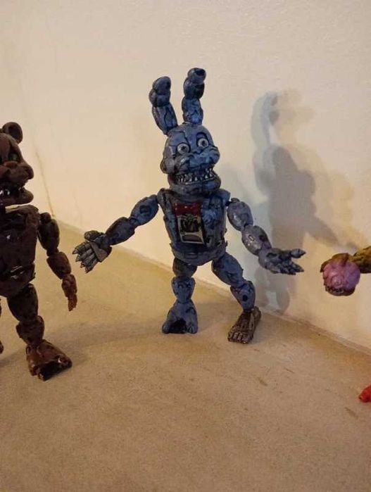 Figura de ação FNAF , da chica, da bonnie, do freedy e do foxy