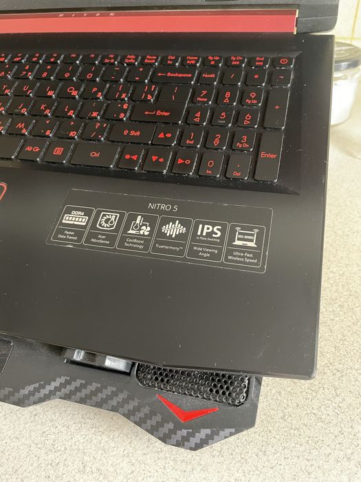Игровой ноутбук Acer Nitro 5 AN515-42 + Gamepro подставка