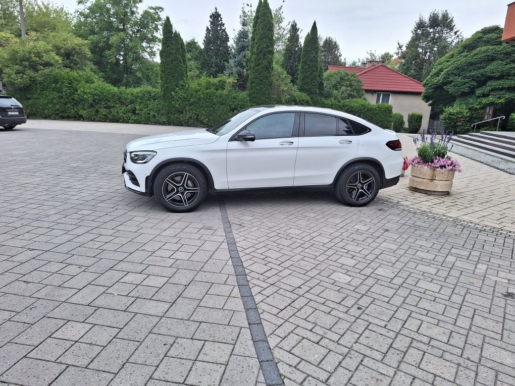 Auto do ślubu MERCEDES biały nowy